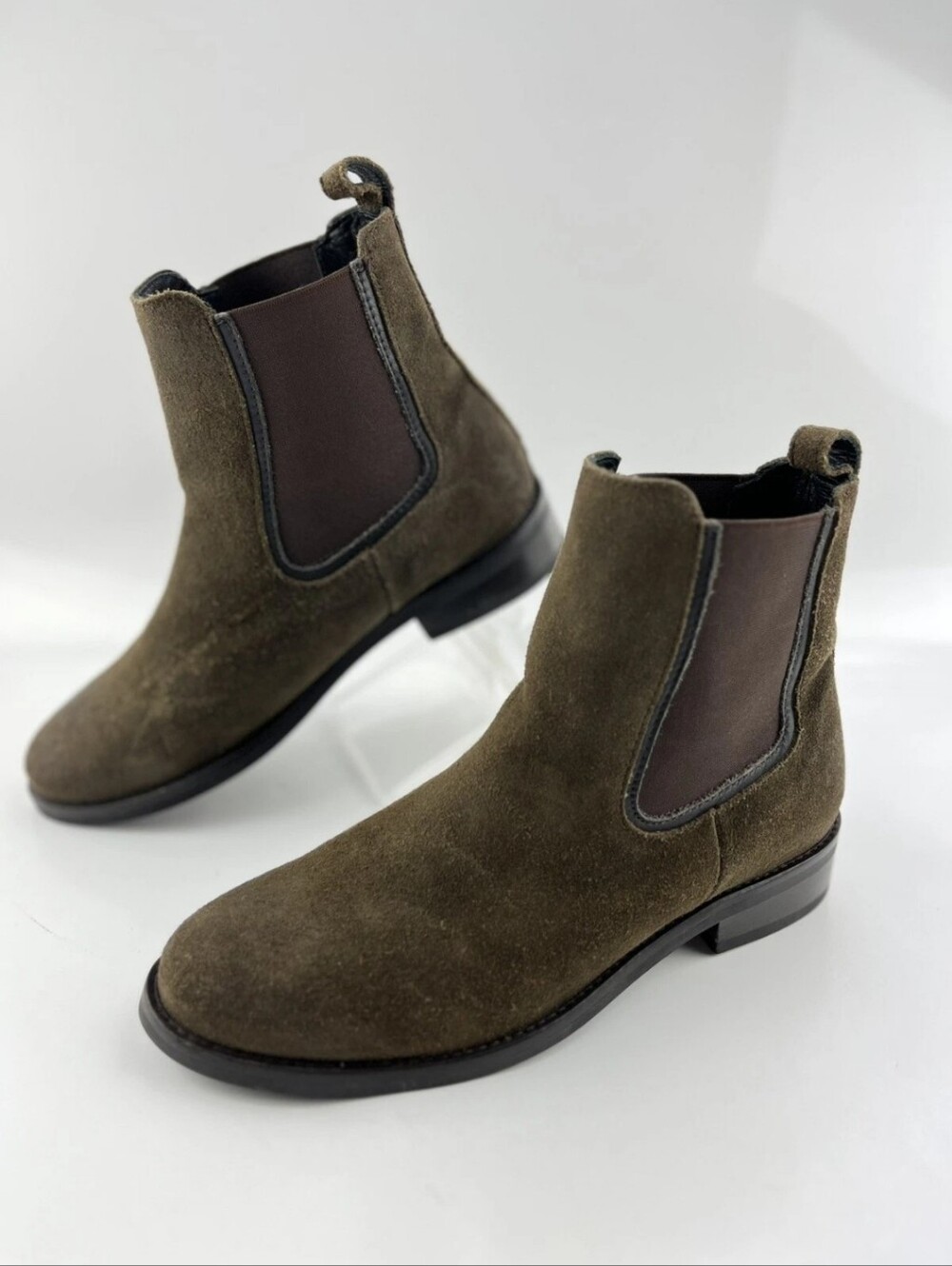 Thursday Boot Company Duchess Women’s Brown Suede Chelsea Boots Size 9